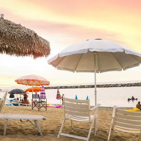 Di Lusso Sul Mare A Diamante - Ventre Vakantiehuis