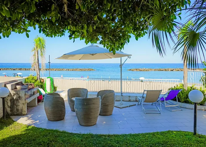 Di Lusso Sul Mare A Diamante - Ventre *