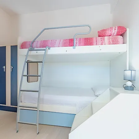 Di Lusso Sul Mare A Diamante - Ventre بلفيديري ماريتّيمو