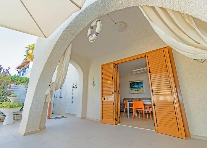 Nyaraló Di Lusso Sul Mare A Diamante - Ventre *